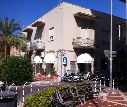 Ciuri Ciuri di Benivegna